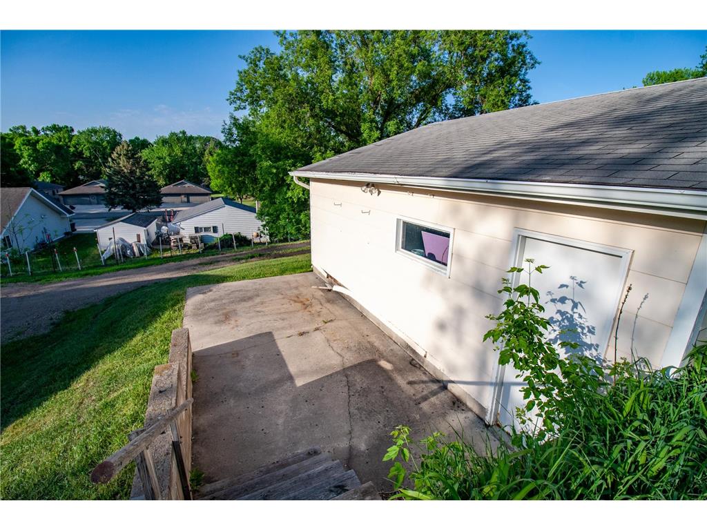 912 E Highland Avenue Fergus Falls MN 56537 7082113 image5