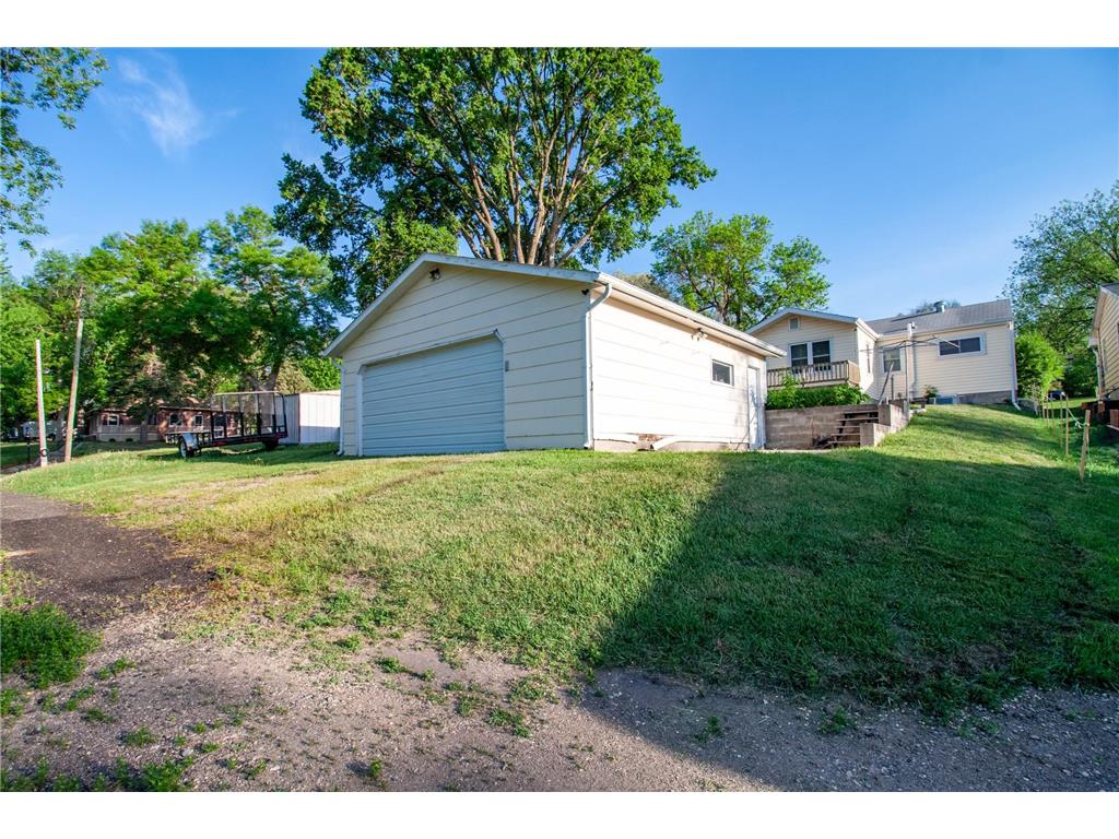 912 E Highland Avenue Fergus Falls MN 56537 7082113 image7