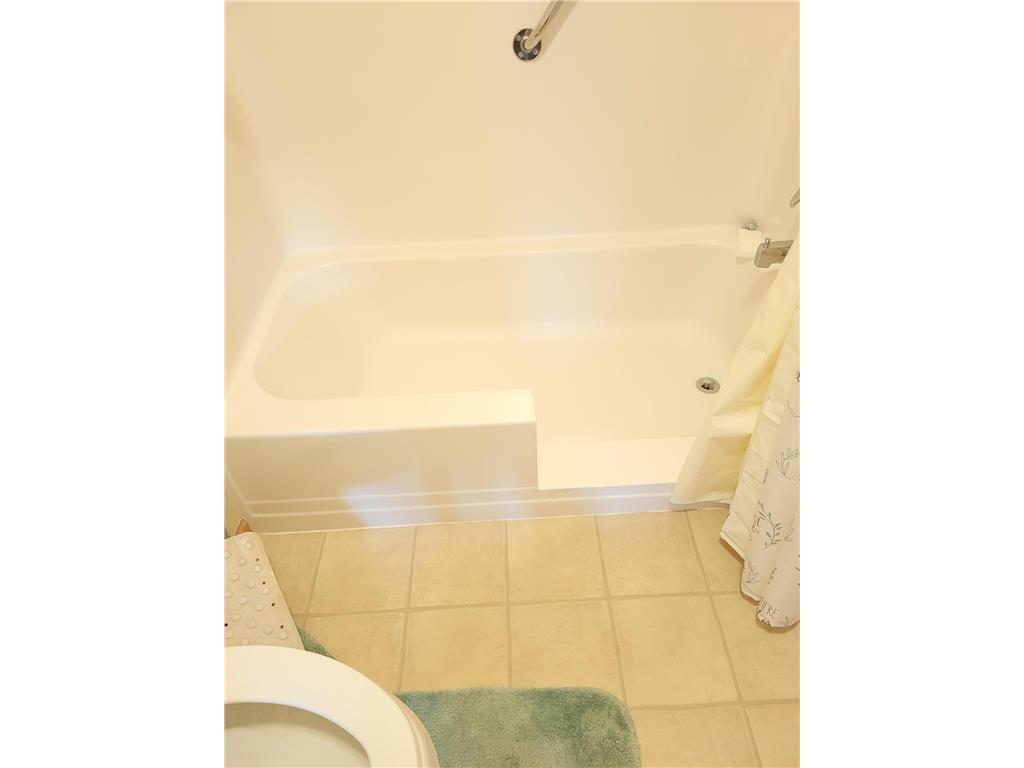 912 Hawthorne Street #104 Alexandria MN 56308 7007662 image11