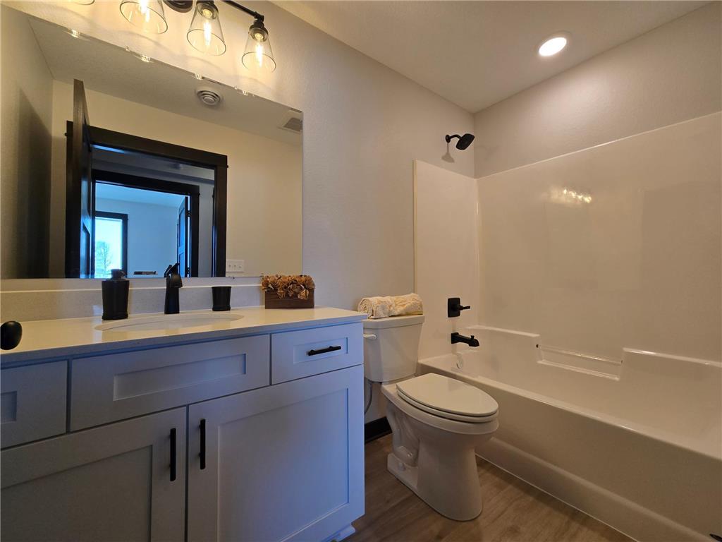 912 Katelyn Circle NE Montgomery MN 56069 7027679 image16