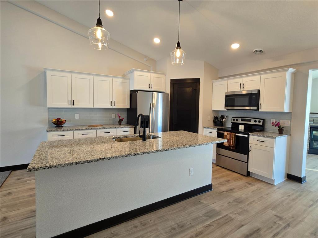 912 Katelyn Circle NE Montgomery MN 56069 7027679 image3