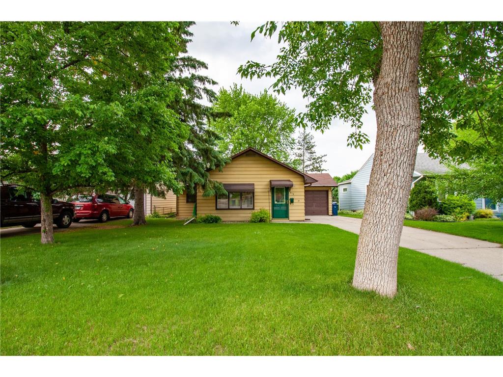 912 W Linden Street Fergus Falls MN 56537 7089320 image1