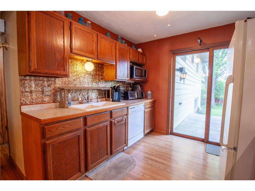 912 W Linden Street Fergus Falls MN 56537 7089320 image35