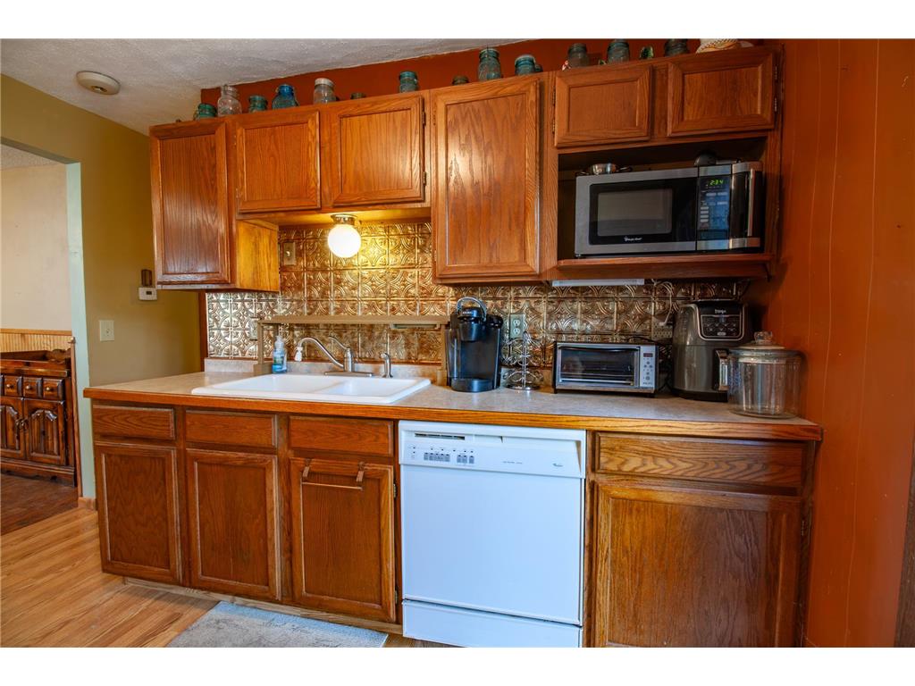 912 W Linden Street Fergus Falls MN 56537 7089320 image37