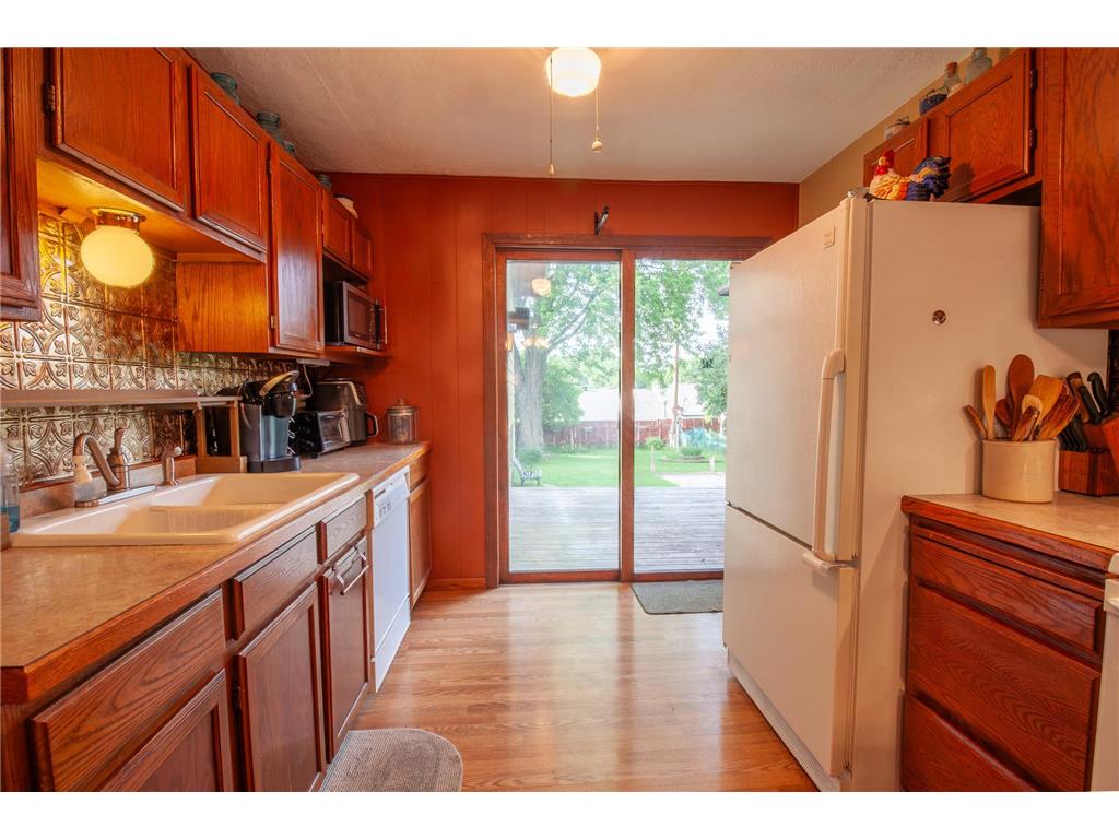 912 W Linden Street Fergus Falls MN 56537 7089320 image39