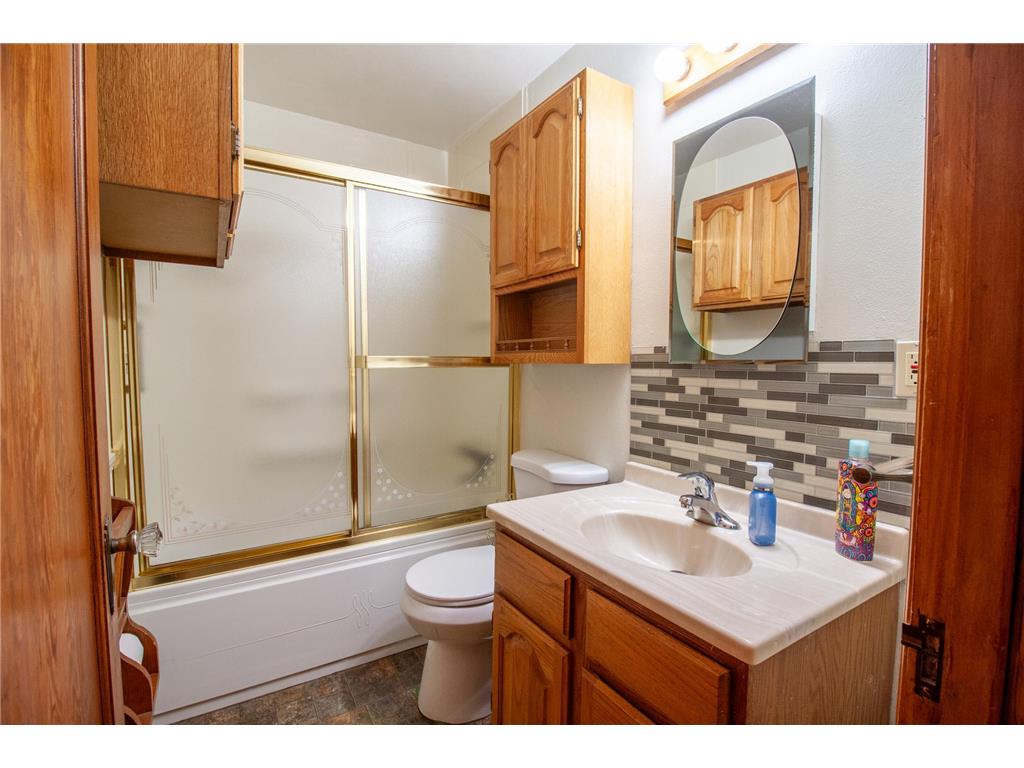 912 W Linden Street Fergus Falls MN 56537 7089320 image40