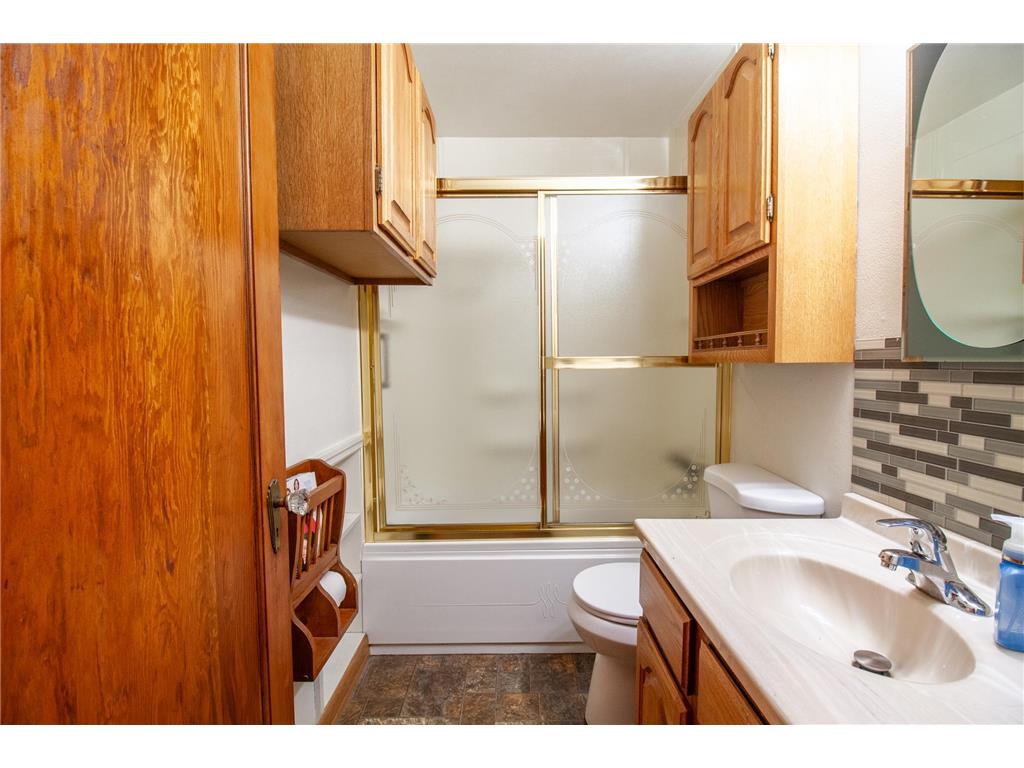 912 W Linden Street Fergus Falls MN 56537 7089320 image41