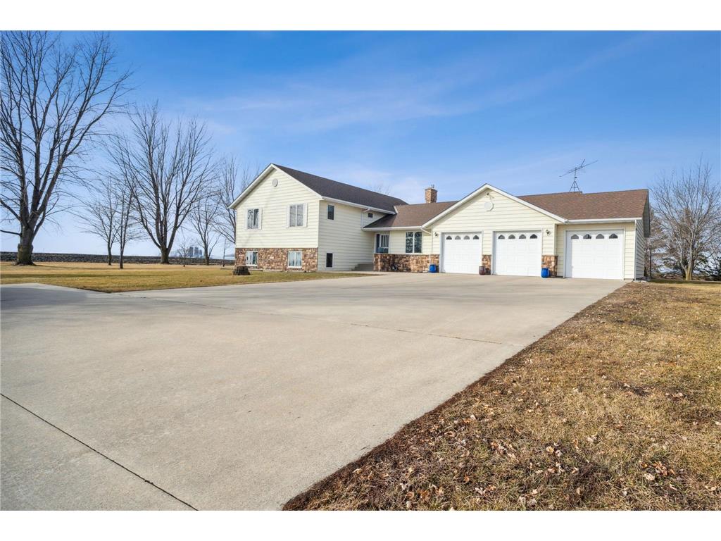 9120 County Road 33, Norwood Young America, MN, 55397 MLS 6486143