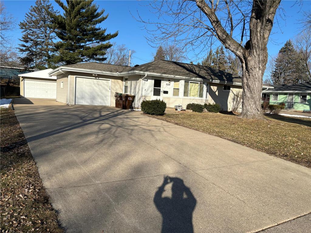 9124 Emerson Avenue S Bloomington MN 55420 6568804 image1