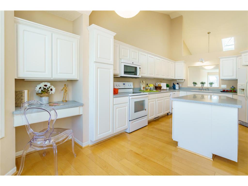 9125 Medley Circle Golden Valley MN 55427 7038479 image1