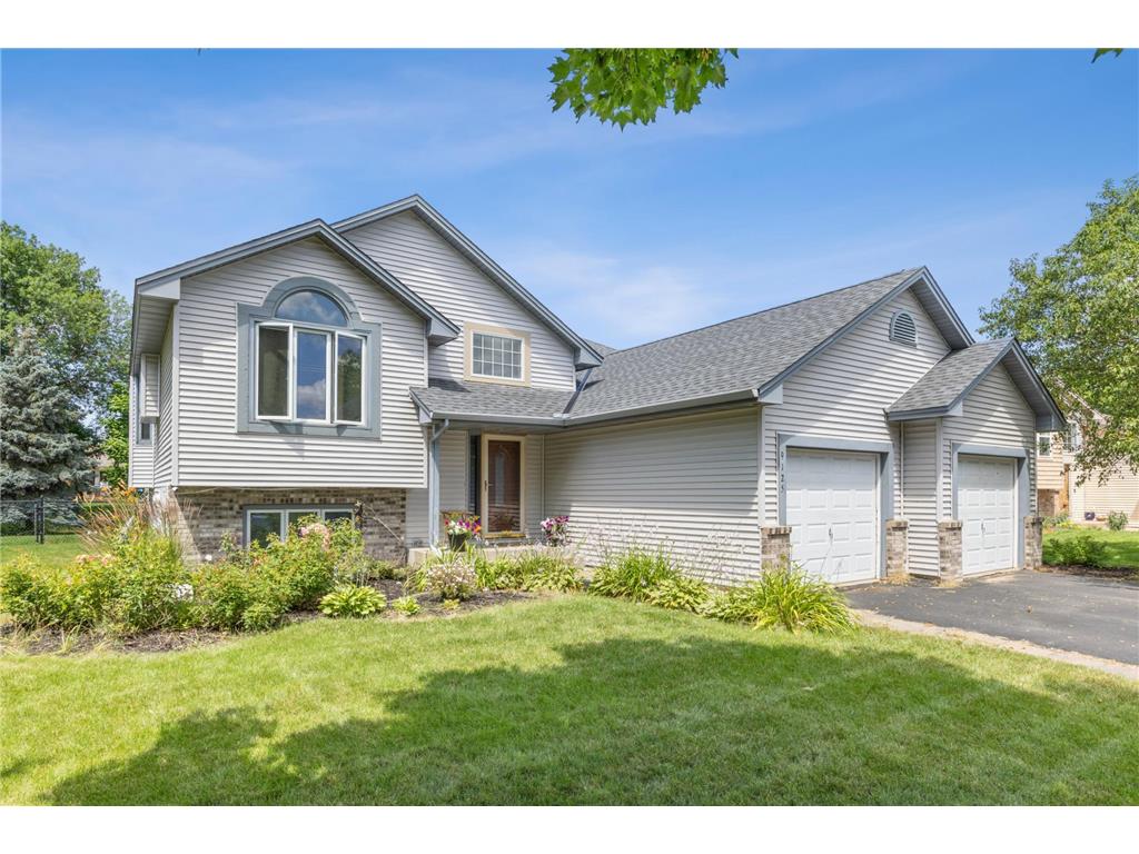 9125 Woodhall Crossing N Brooklyn Park MN 55443 6561541 image1