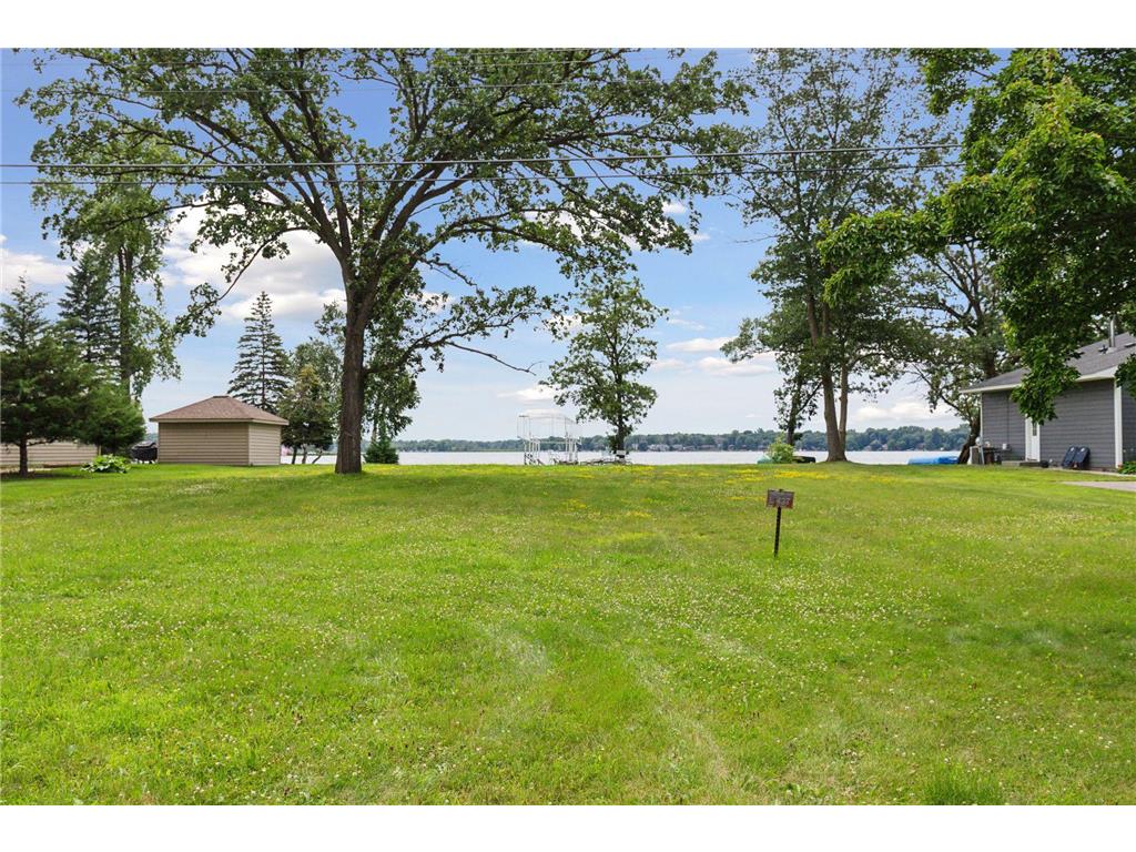 9127 N Shore Trail N Forest Lake MN 55025 - Forest 6658977 image1