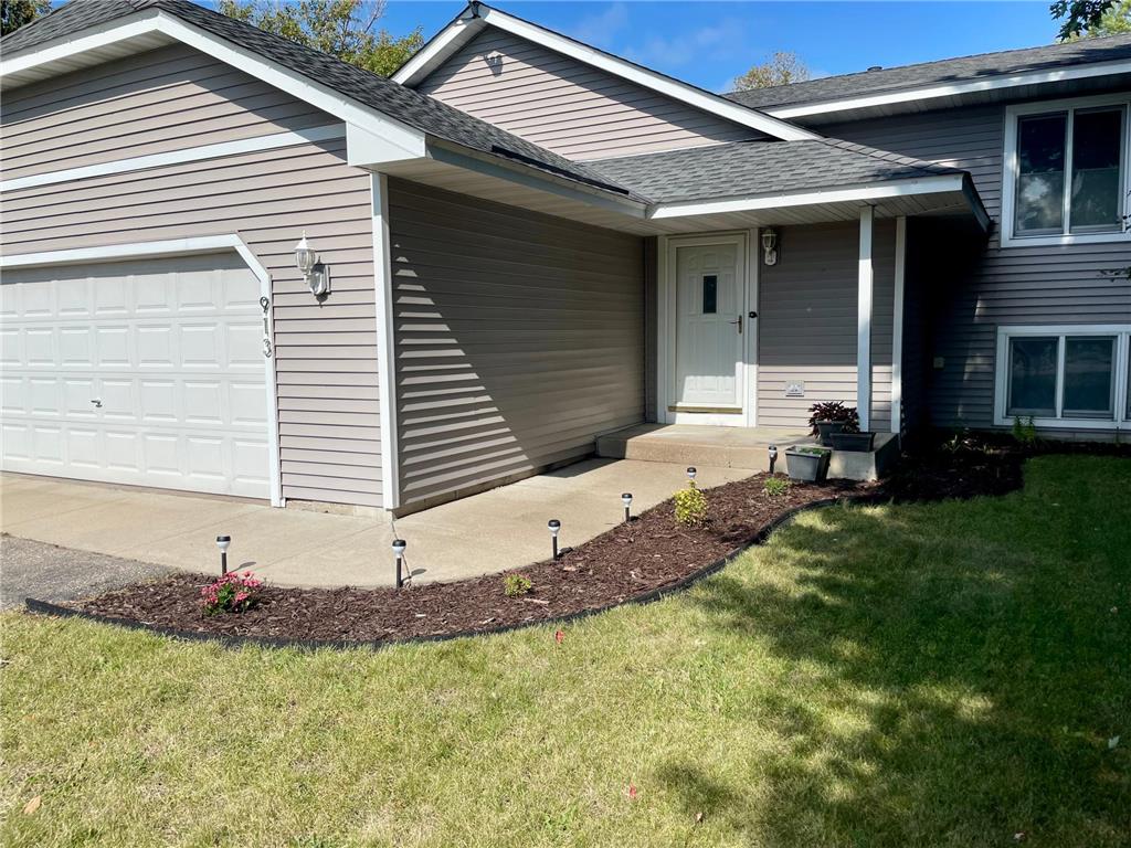 913 15th Avenue SE Forest Lake MN 55025 6392591 image1