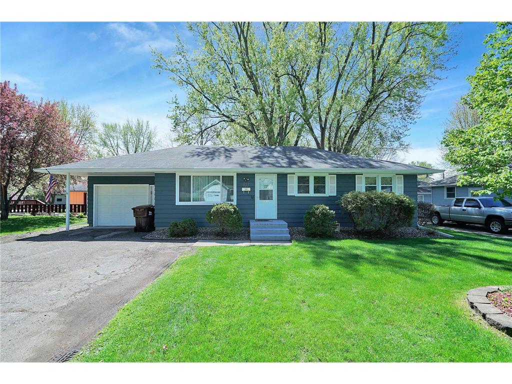 913 6th Street W Hastings MN 55033 6531399 image1