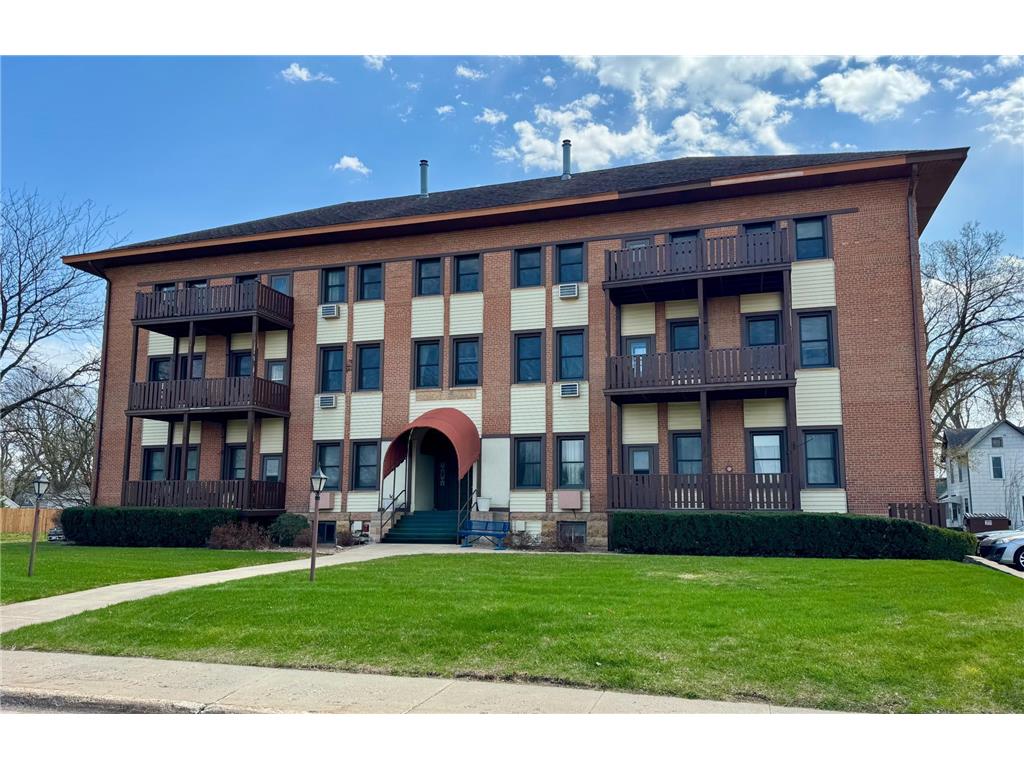 913 Abbott Street #304 Albert Lea MN 56007 6707432 image1