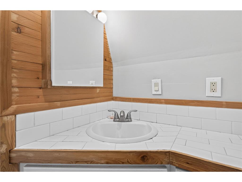 913 E 39th Street Minneapolis MN 55407 7045201 image30