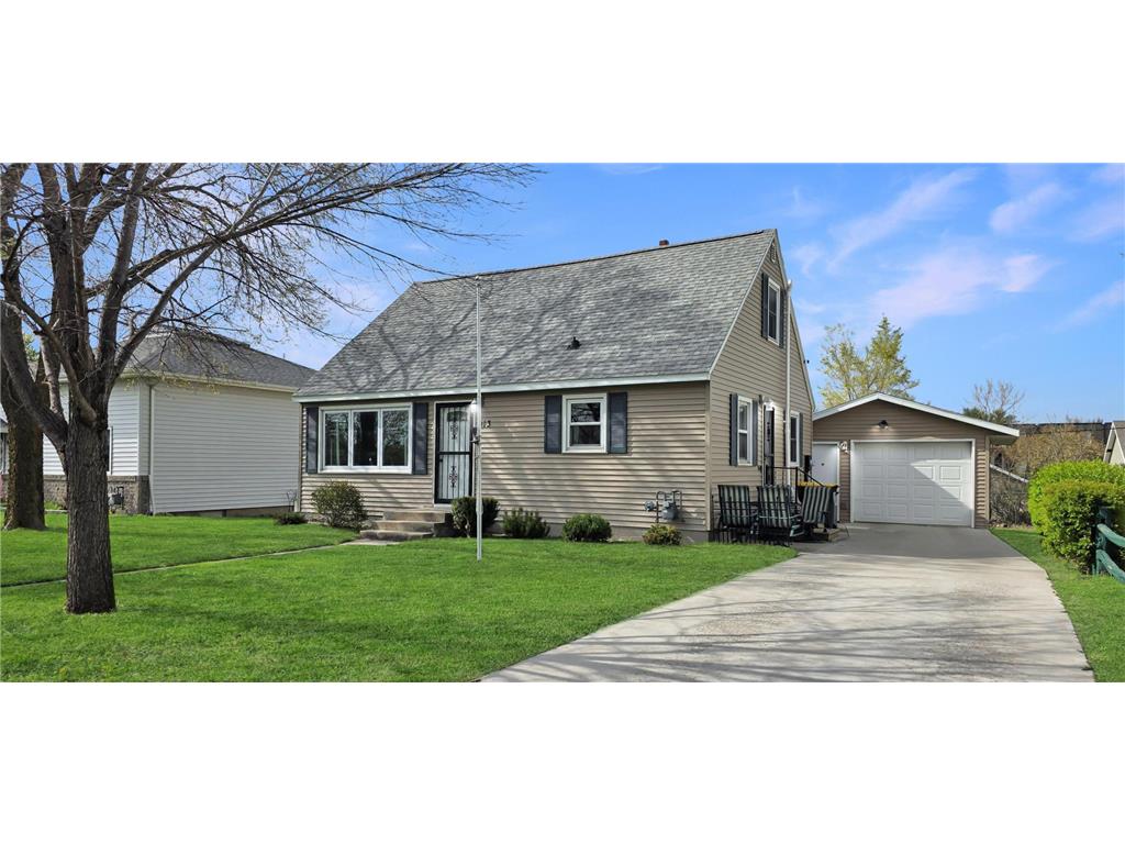 913 E Elm Street Redwood Falls MN 56283 7073818 image1