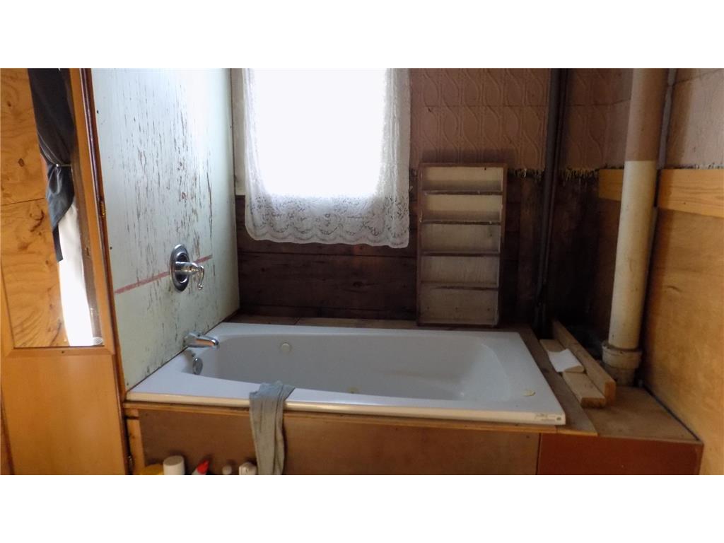 913 Gary Street Calumet MN 55716 7011360 image7