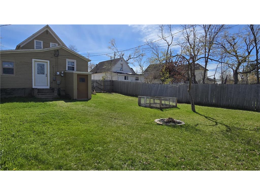 913 Mississippi Avenue NW Bemidji MN 56601 7070800 image20
