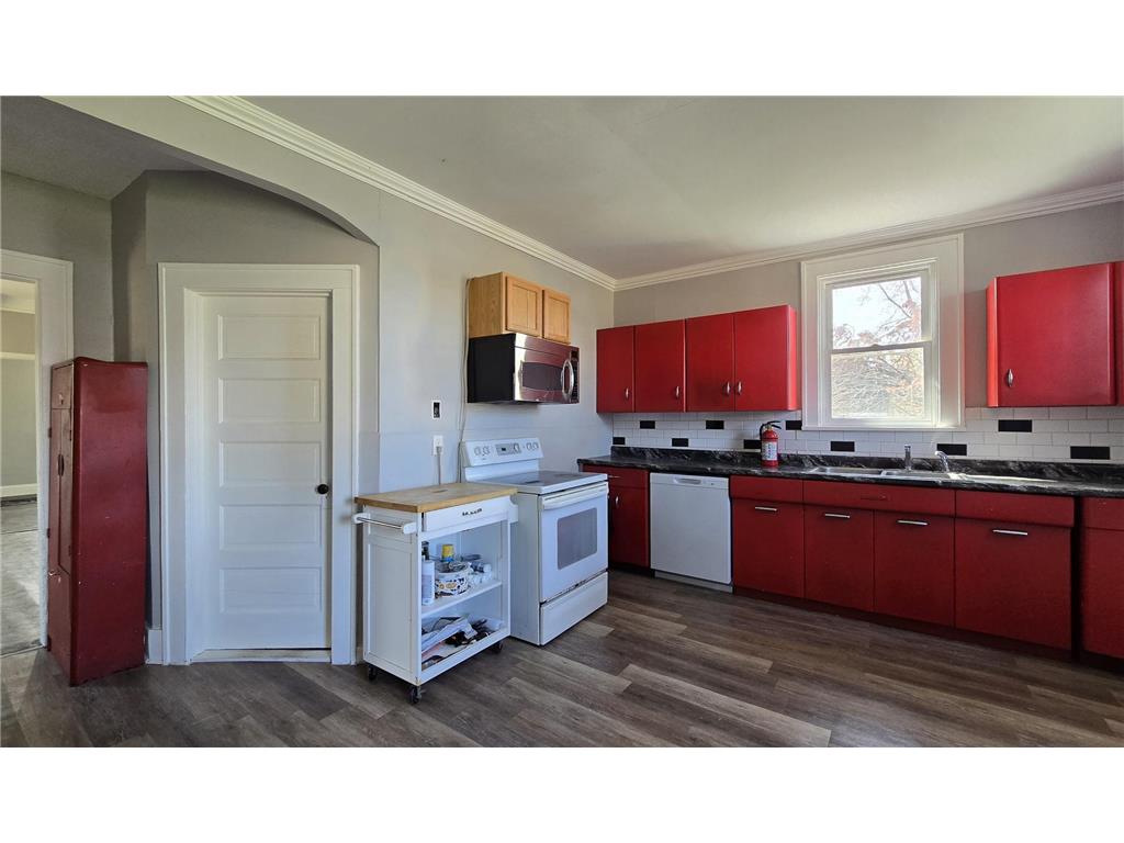 913 Mississippi Avenue NW Bemidji MN 56601 7070800 image9