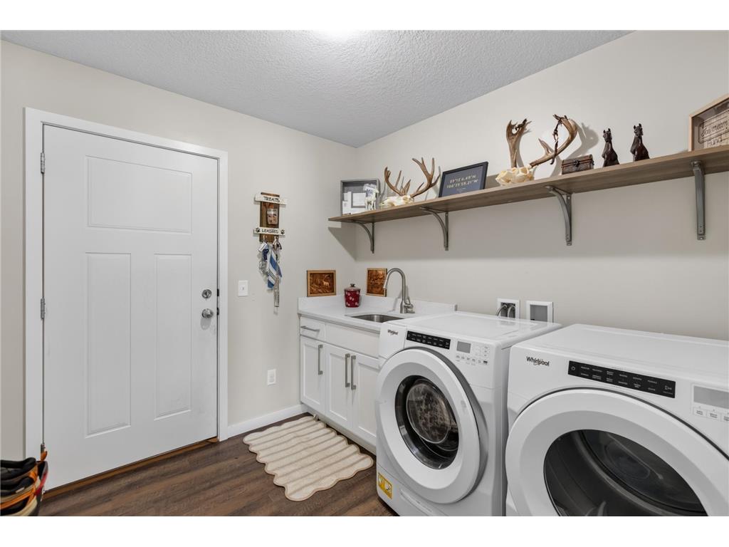 913 Moline Loop NW Isanti MN 55040 7112033 image12
