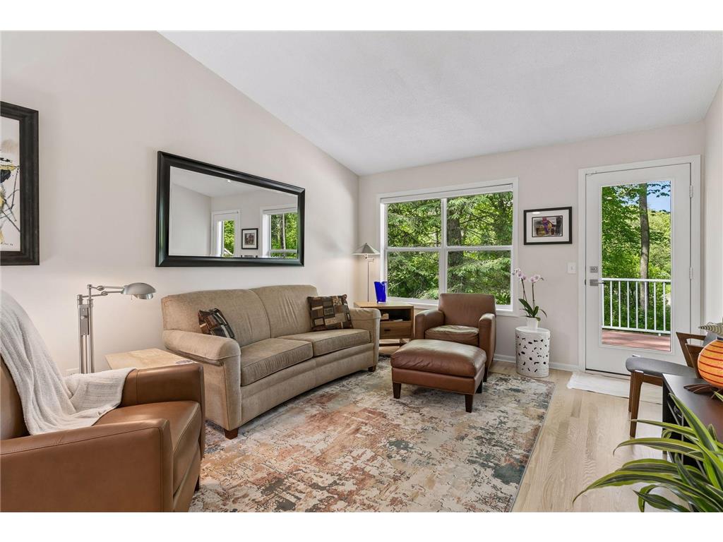 913 Oakwood Heights Circle Eagan MN 55123 7078992 image12