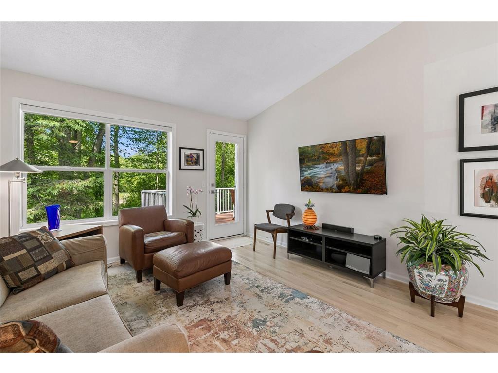 913 Oakwood Heights Circle Eagan MN 55123 7078992 image14