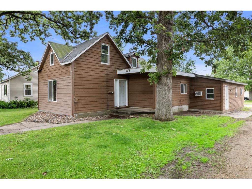 913 S Main Street, River Falls, WI, 54022 MLS 6221178 Edina Realty