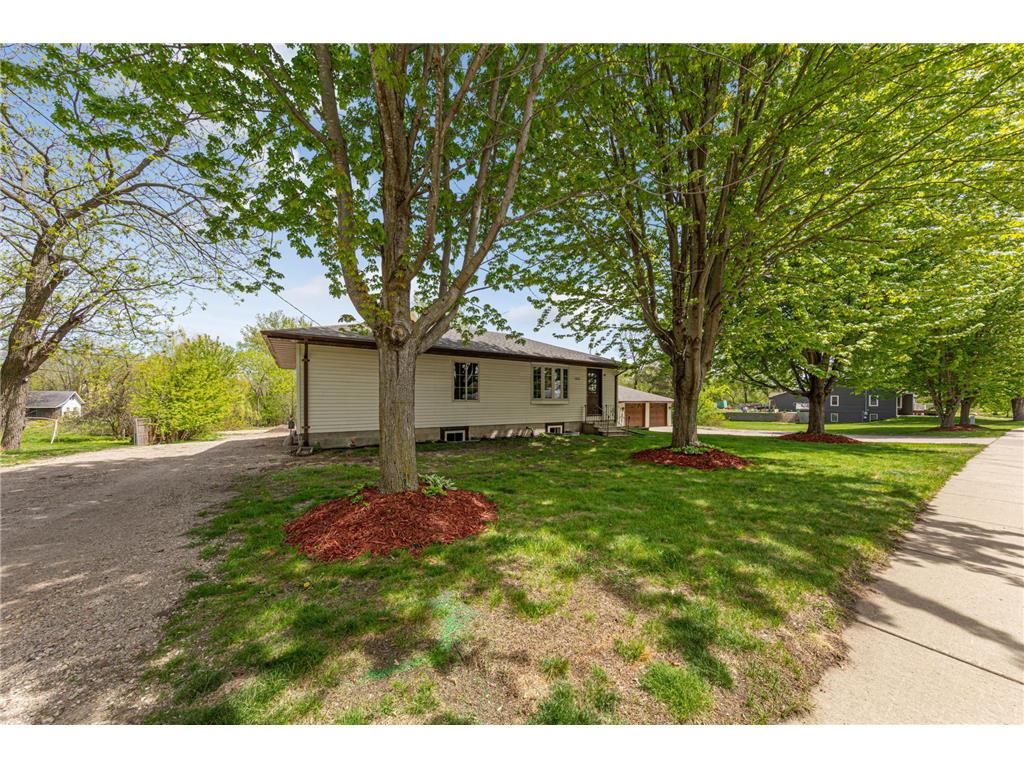 913 Western Avenue NW Faribault MN 55021 7072692 image18