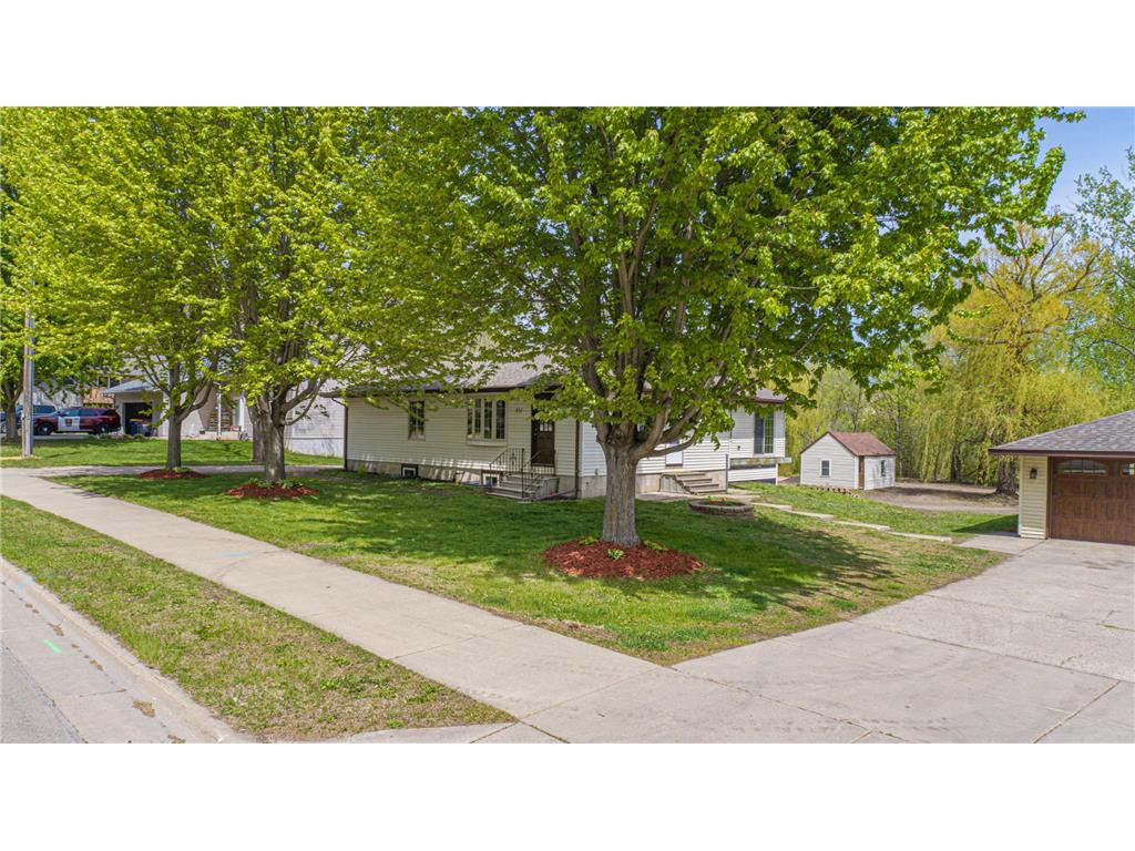 913 Western Avenue NW Faribault MN 55021 7072692 image4