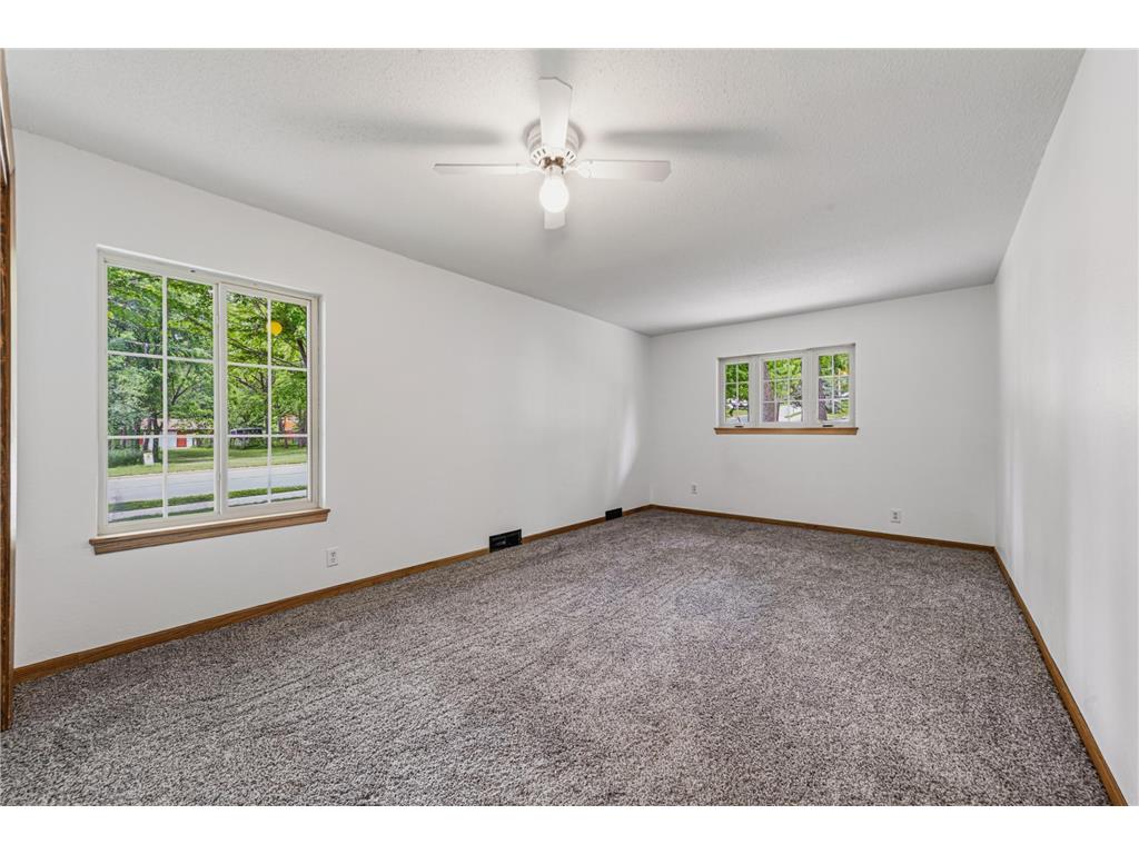 913 Western Avenue NW Faribault MN 55021 7072692 image42