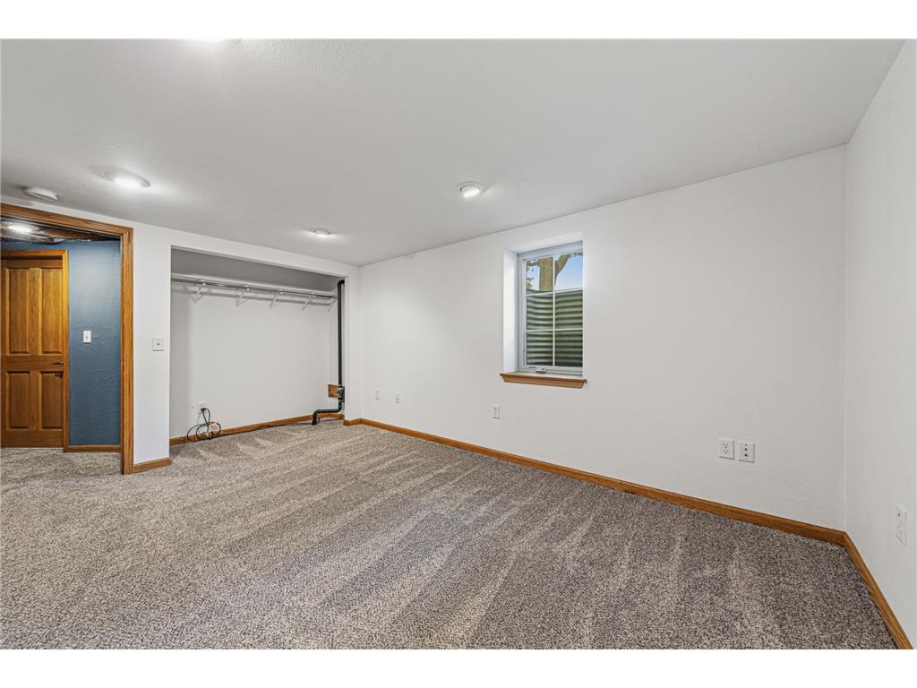 913 Western Avenue NW Faribault MN 55021 7072692 image52