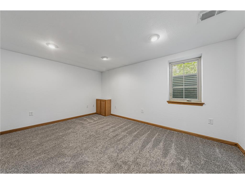 913 Western Avenue NW Faribault MN 55021 7072692 image53