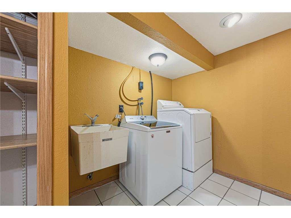 913 Western Avenue NW Faribault MN 55021 7072692 image57