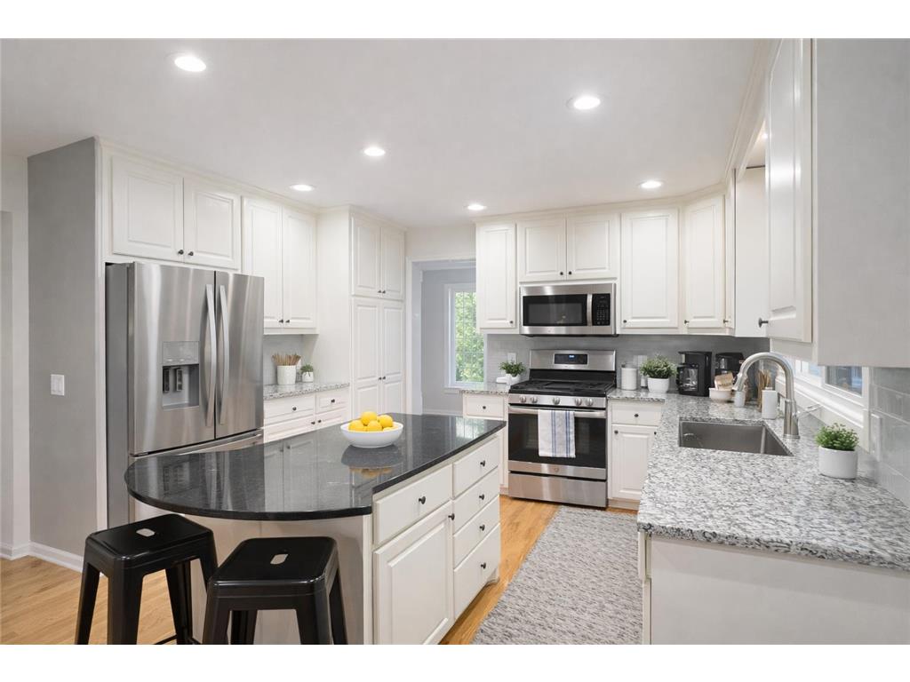 9130 Flyway Circle Eden Prairie MN 55347 - Neil 7049904 image7