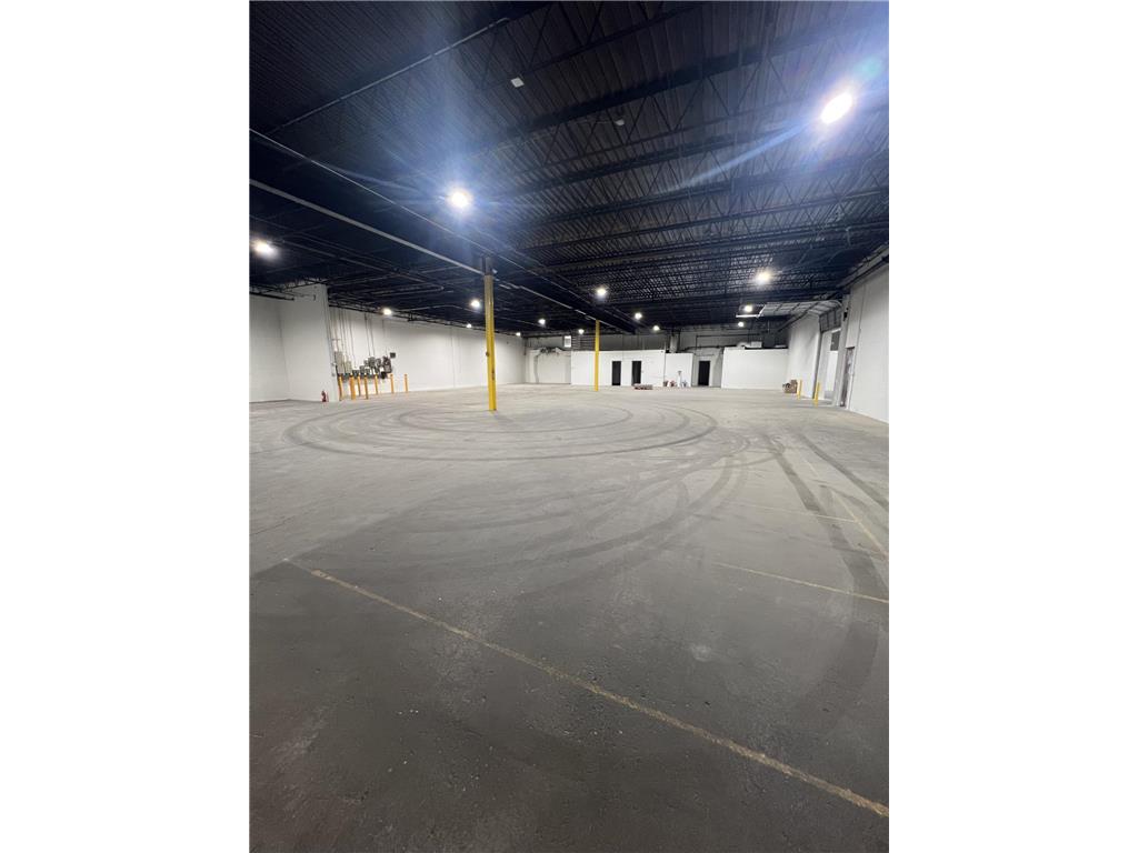 9130 Grand Avenue S Bloomington MN 55420 6490674 image2