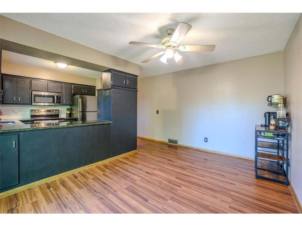 9135 36th Avenue N New Hope MN 55427 7072878 image12