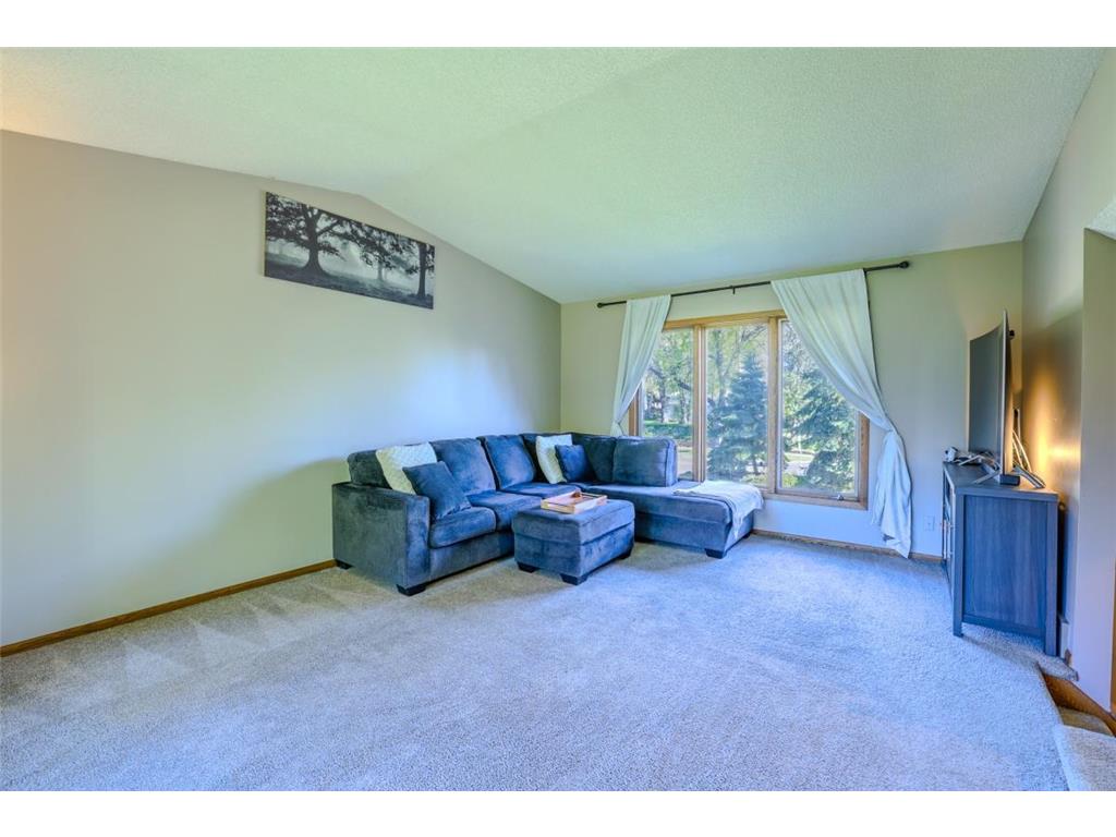 9135 36th Avenue N New Hope MN 55427 7072878 image17