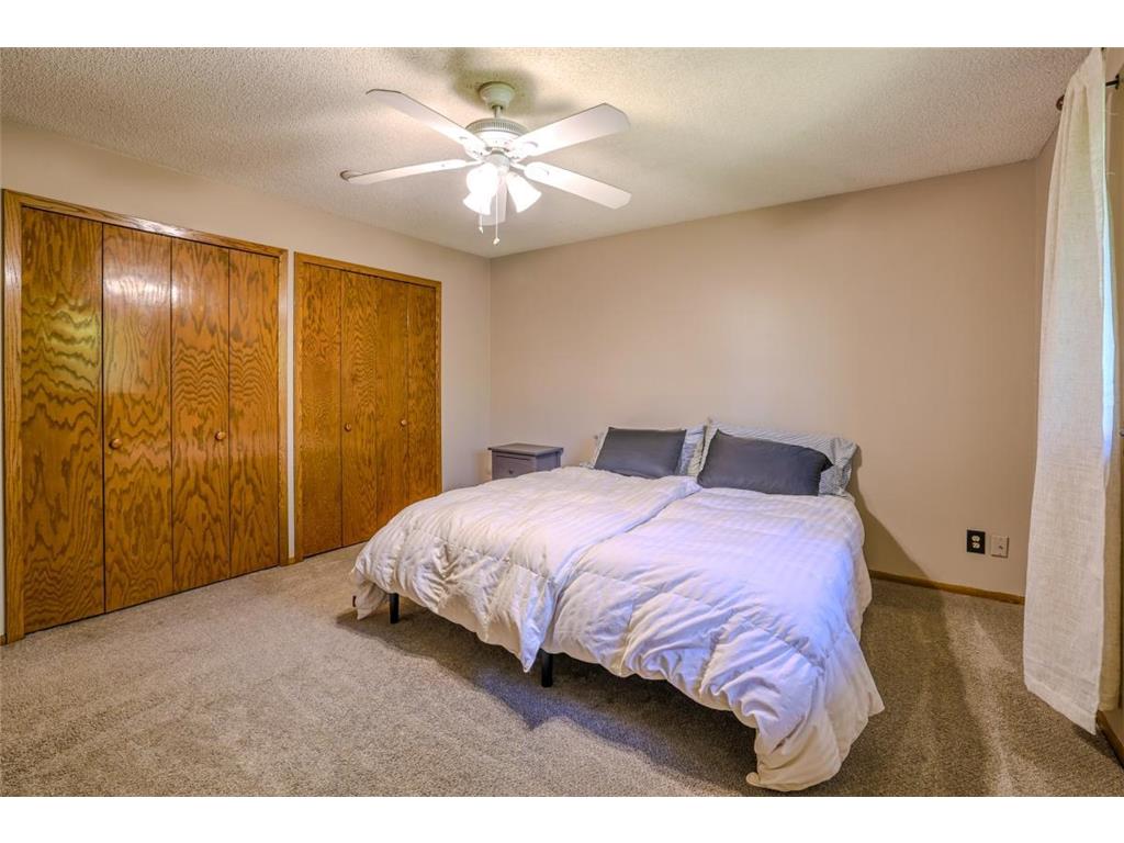 9135 36th Avenue N New Hope MN 55427 7072878 image24