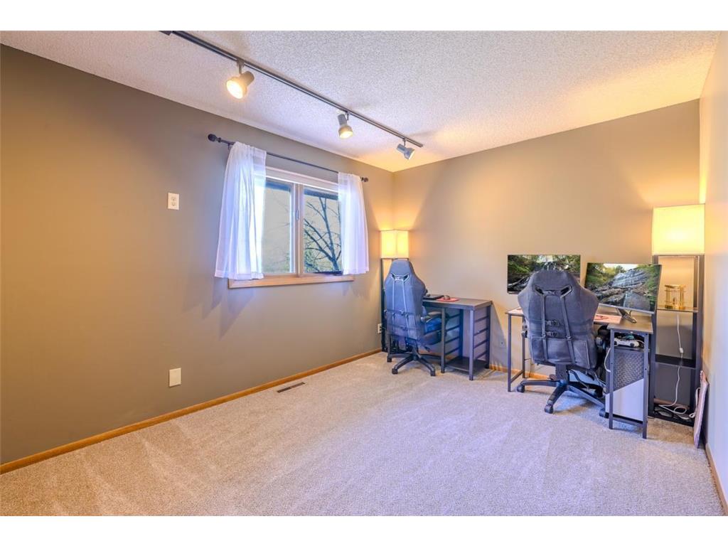 9135 36th Avenue N New Hope MN 55427 7072878 image27