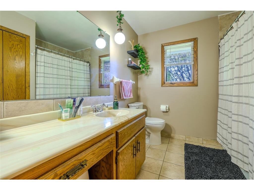 9135 36th Avenue N New Hope MN 55427 7072878 image28