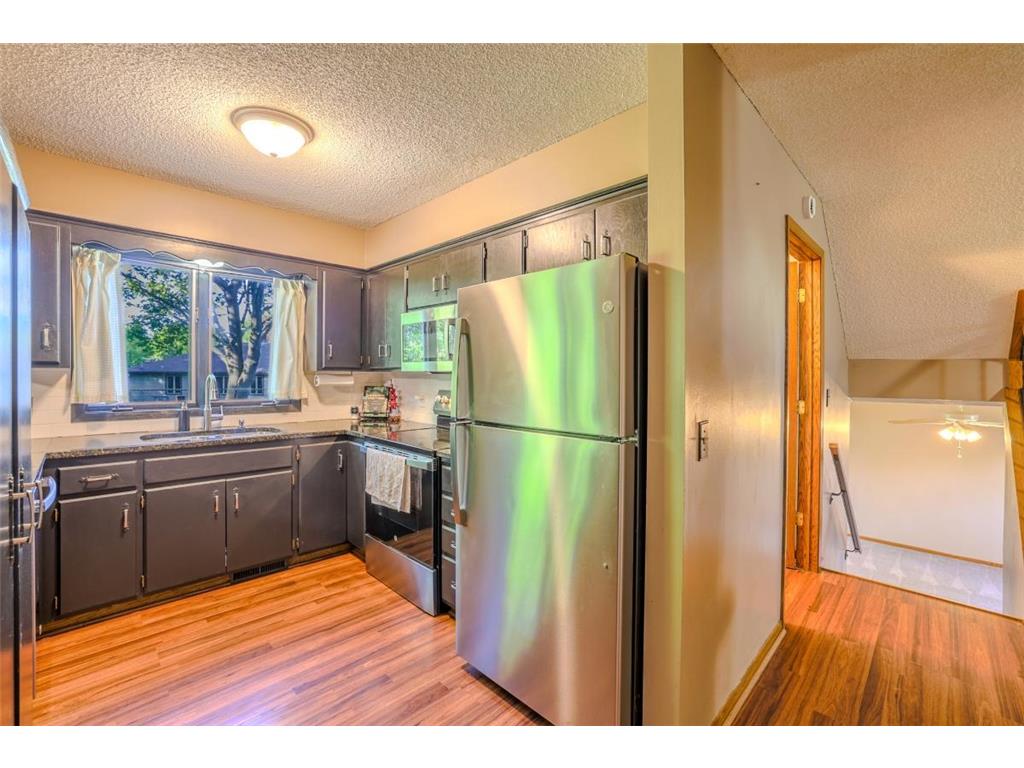 9135 36th Avenue N New Hope MN 55427 7072878 image9