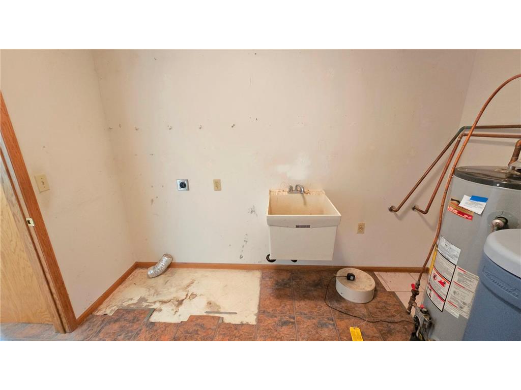 9136 Windsor Terrace Brooklyn Park MN 55443 6753170 image25