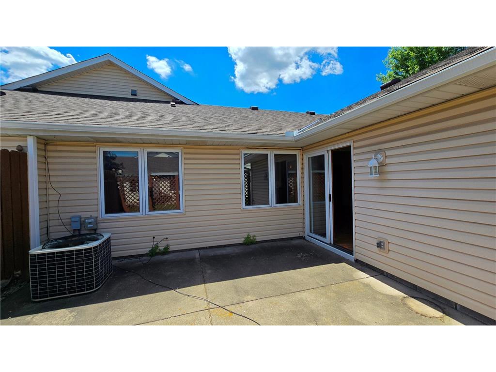 9136 Windsor Terrace Brooklyn Park MN 55443 6753170 image27