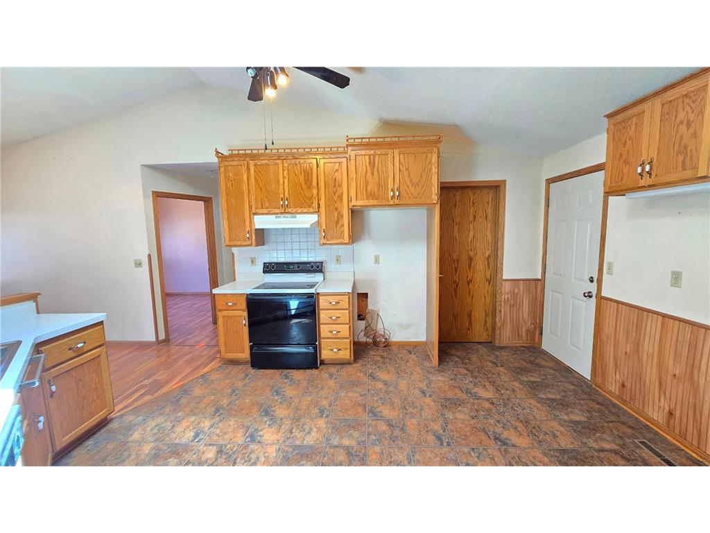 9136 Windsor Terrace Brooklyn Park MN 55443 6753170 image5