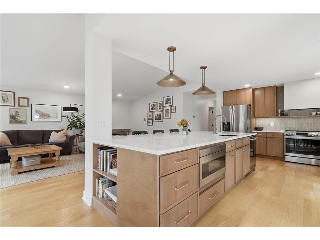 9137 Forest Hills Circle Bloomington MN 55437 7078487 image21