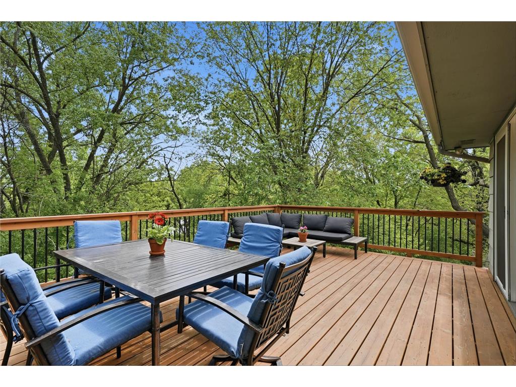 9137 Forest Hills Circle Bloomington MN 55437 7078487 image27