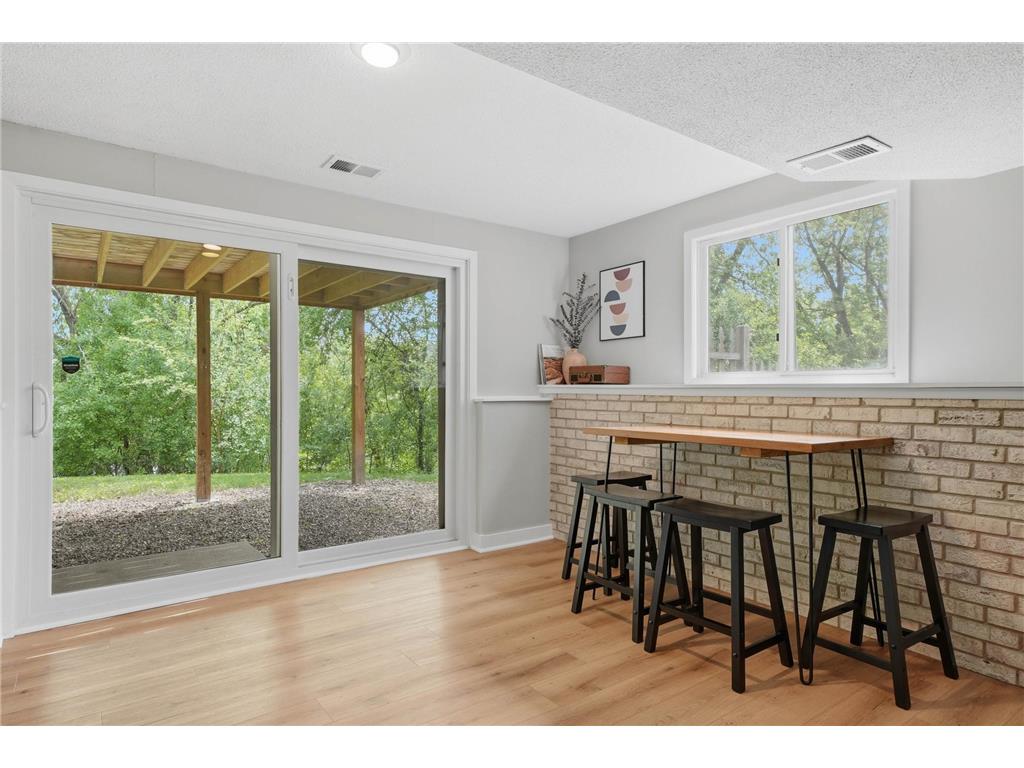 9137 Forest Hills Circle Bloomington MN 55437 7078487 image54