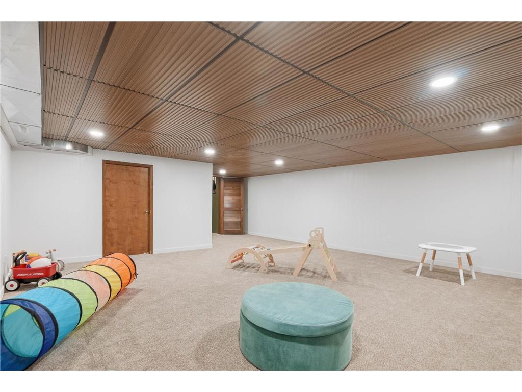 9137 Forest Hills Circle Bloomington MN 55437 7078487 image61