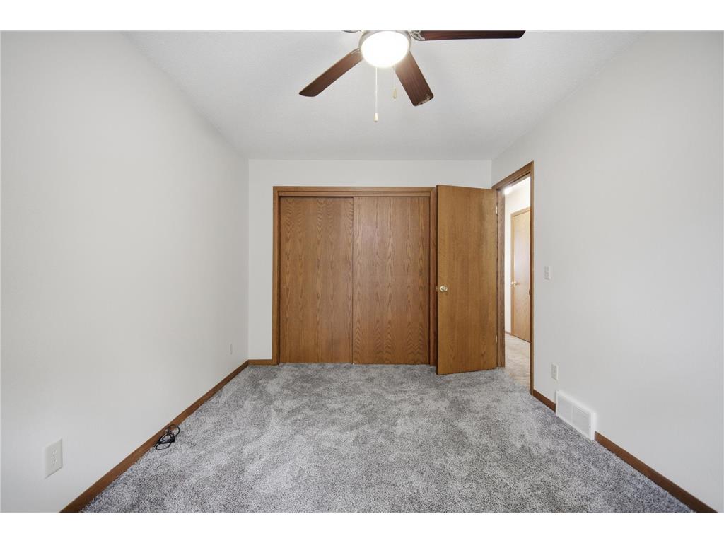 914 13th Avenue SE Austin MN 55912 7068767 image24
